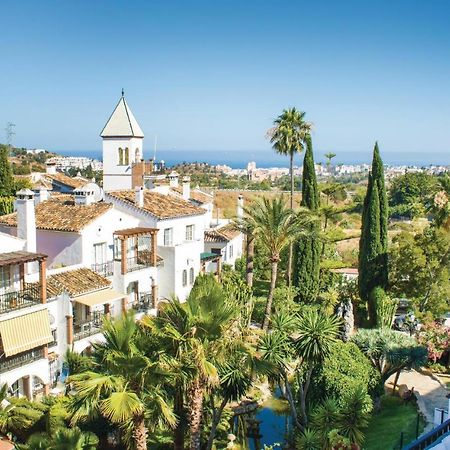 Stunning apartment in Mijas with 2 Bedrooms&Outdoor swimming pool Buitenkant foto